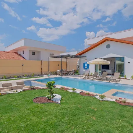 Willa Ader Doga Villalari 8